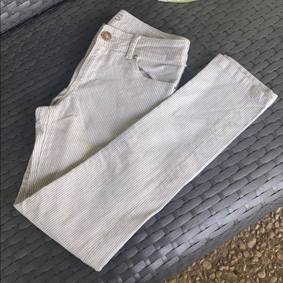 🎉HOST PICK Zara Mid Rise Pin Stripe Skinny Jeans - Picture 9 of 9